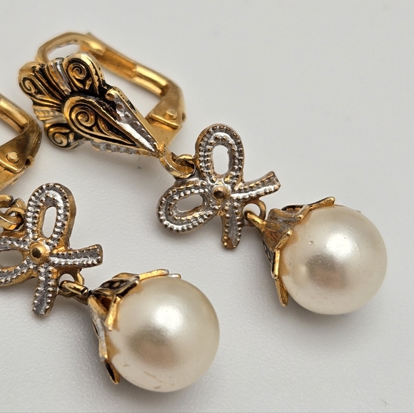 ✨2/$10✨ Faux Pearl Bow Drop Earrings Gold and Silver Tone - Picture 7 of 9